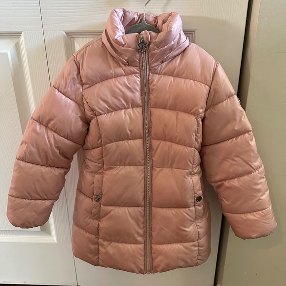 Girls Michael Kors Pink Puffer 5/6 - Picture 1 of 3